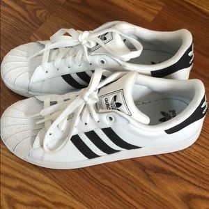 Adidas Superstar